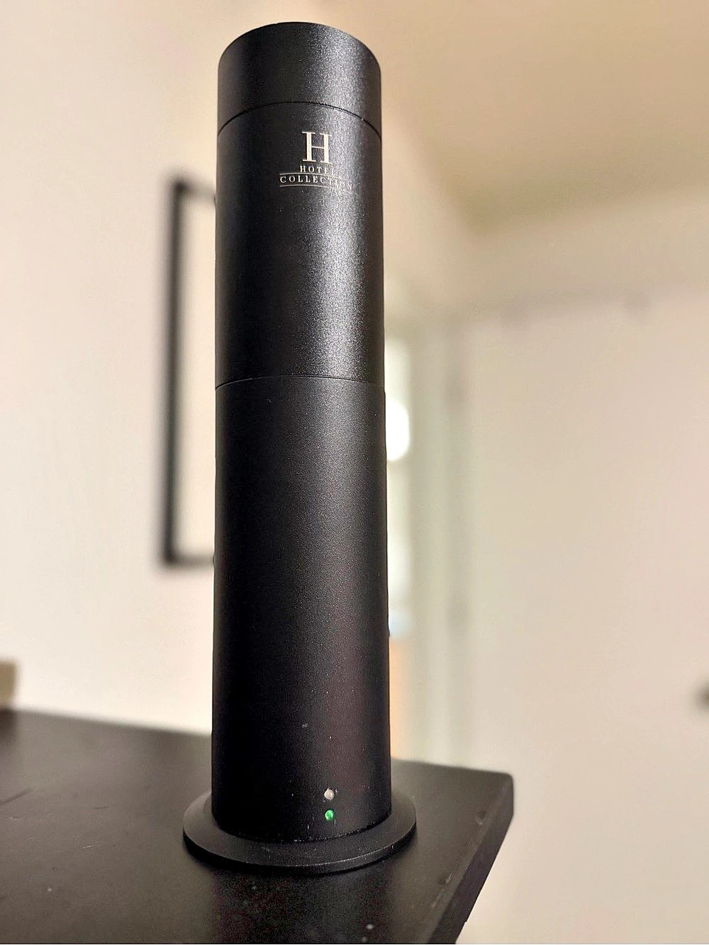 Hotel collection Oil Diffuser Black with Remote